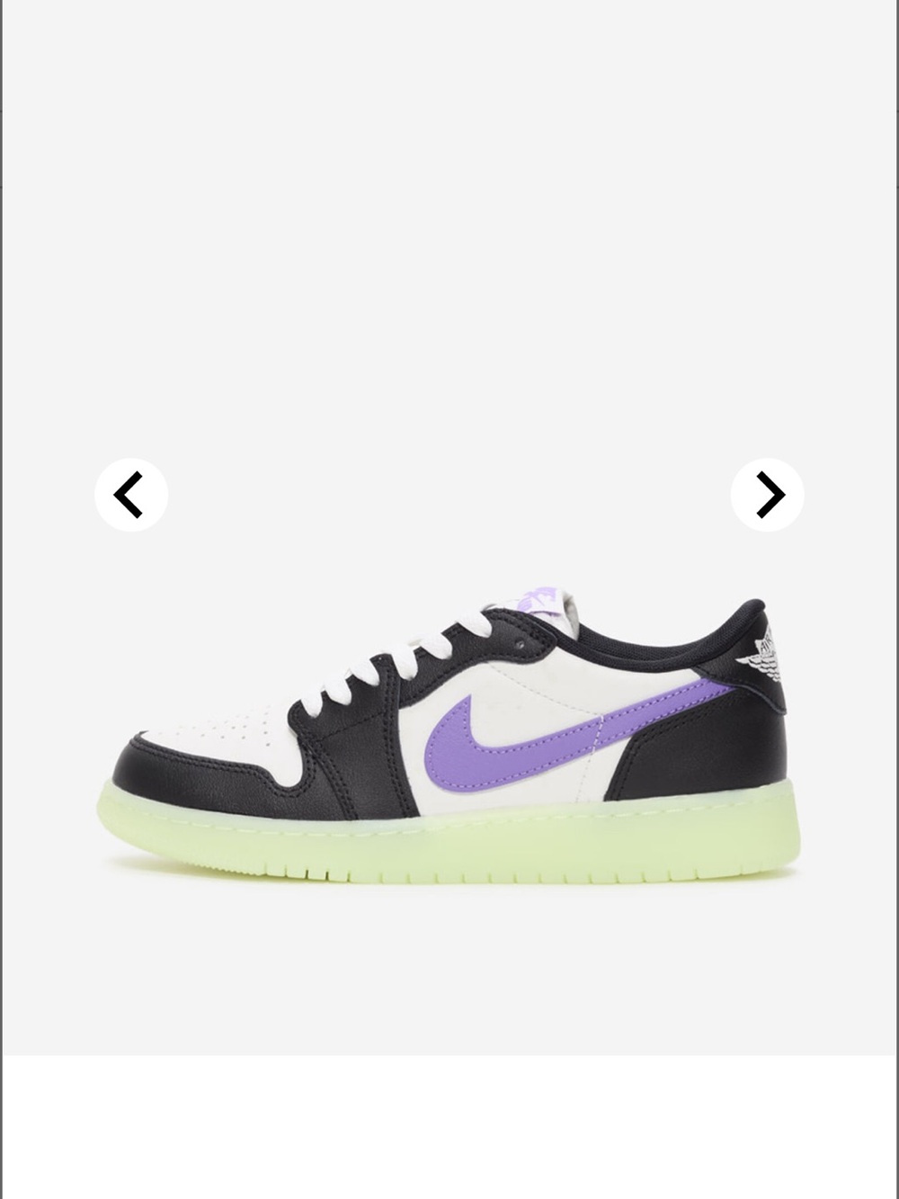 Air Jordan 1 Retro Low OG Black Raspberry Size Y6 NWOT